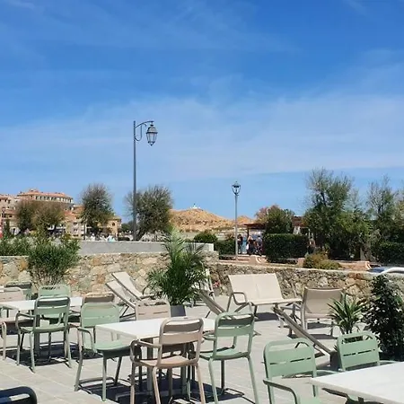 L'isula Marina ホテル