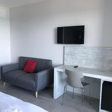 L'isula Marina ホテル