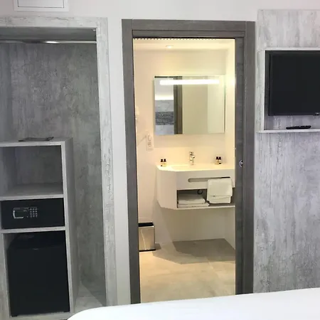 L'isula Marina Otel 3*