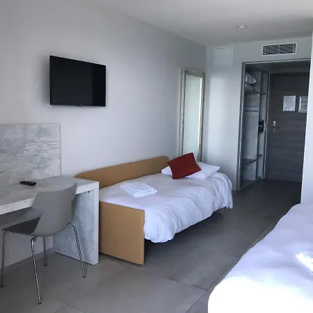 L'isula Marina Hotell 3*