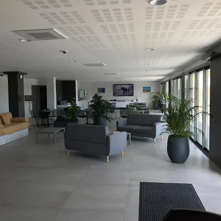 L'isula Marina Hotell