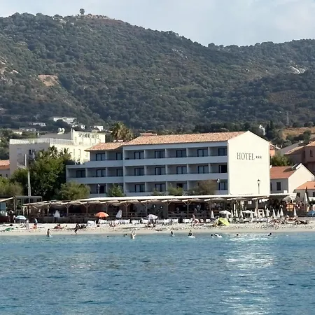 L'isula Marina Hotell