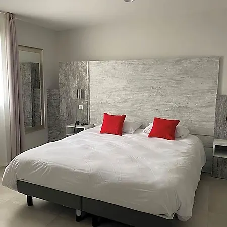 Hotel L'isula Marina 3*