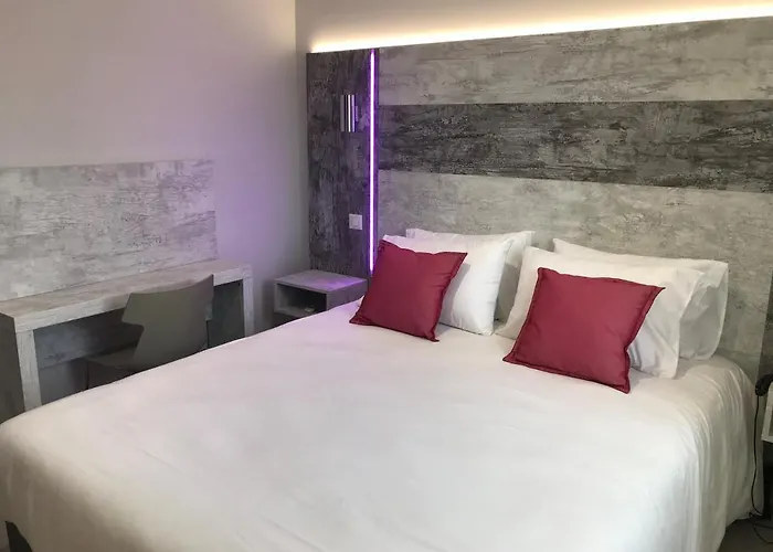 酒店 L'isula Marina 3*